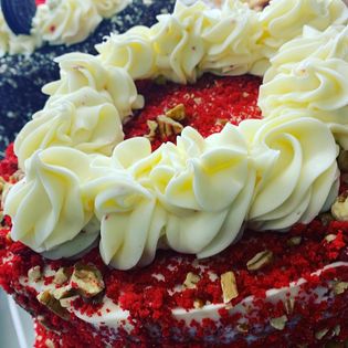 Pecan Red Velvet Cheesecake CAKE