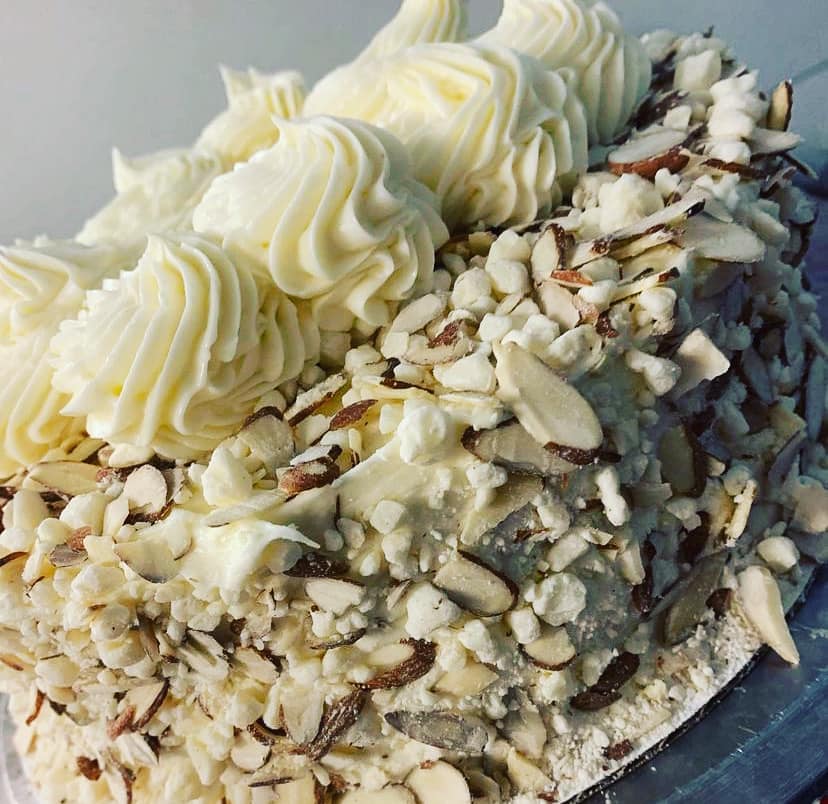 Whole ALMOND WHITE CHOCOLATE Cheesecake CAKE