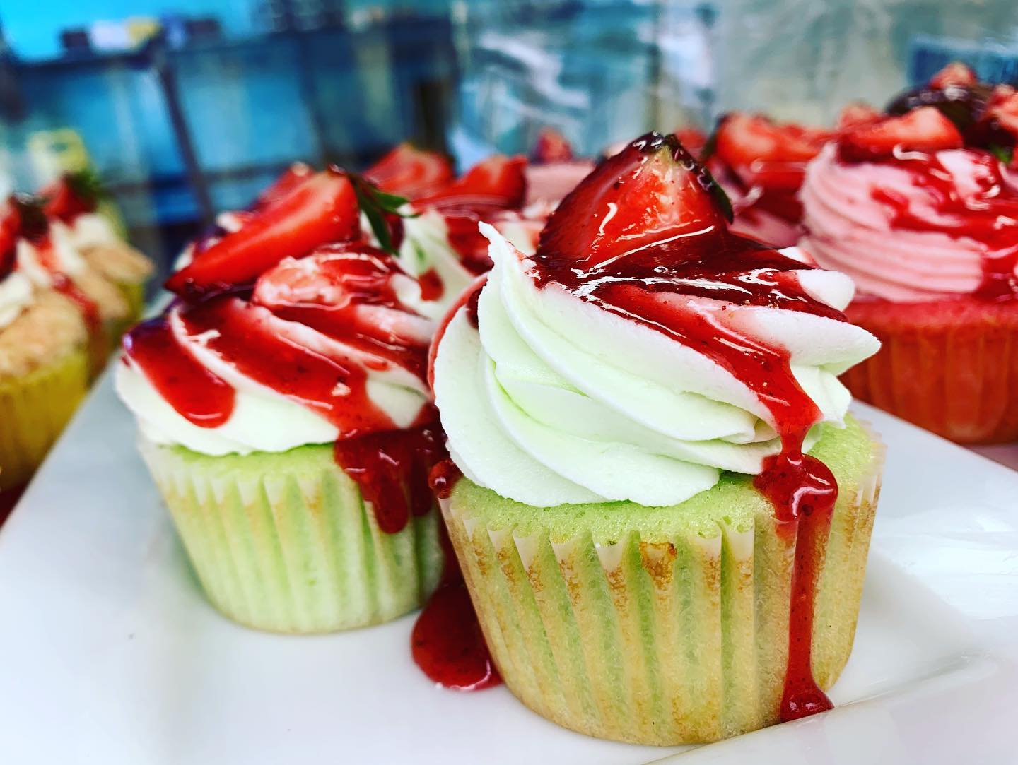 Keylime Berry Drizzle Cupcake